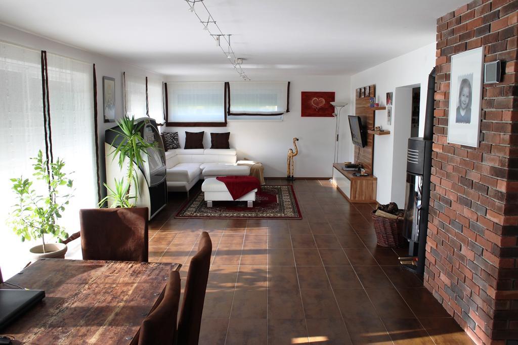 Villa Relax Am See ボーデンスドルフ 部屋 写真